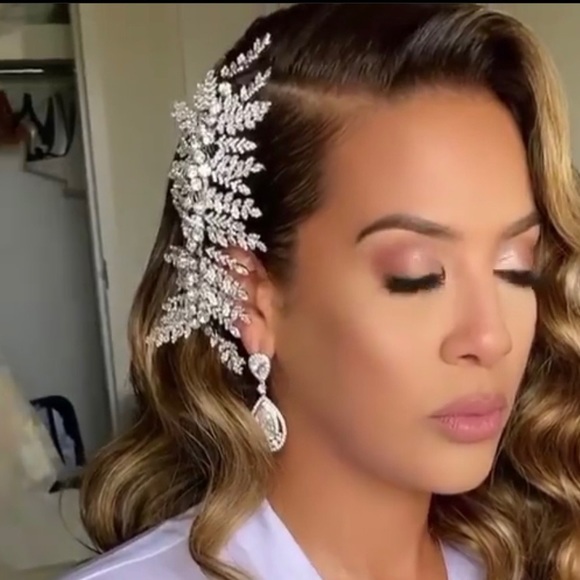 Swarovskibridal bendable hair piece